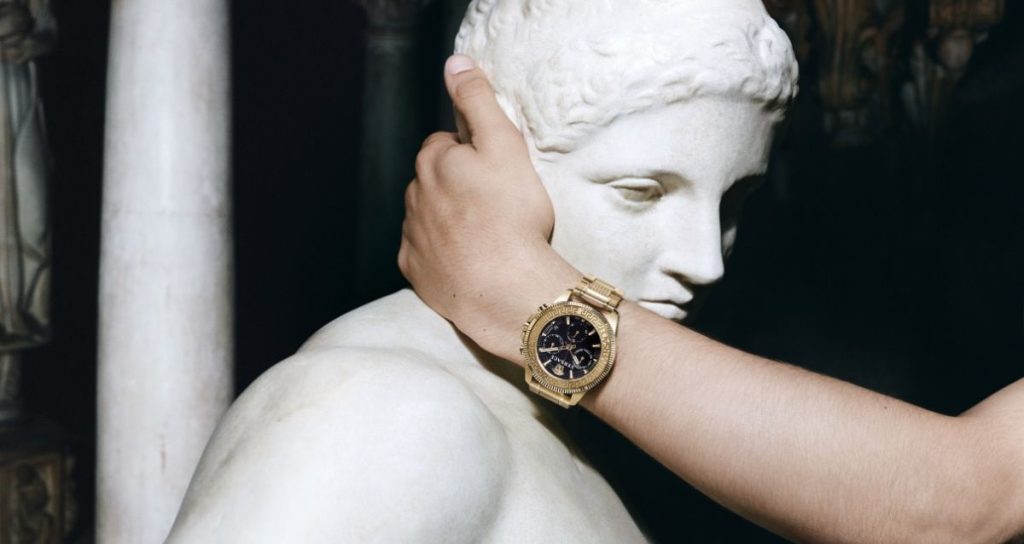 نگهداری از بند استیل ساعت مچی و پیشگیری از آسیب رسیدن به آن KOMOLIFE