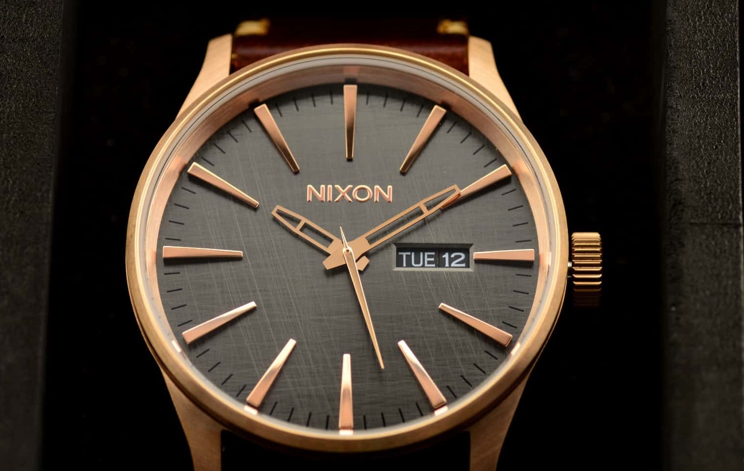 ساعت مچی نیکسون - محبوب ترین برند های ساعت