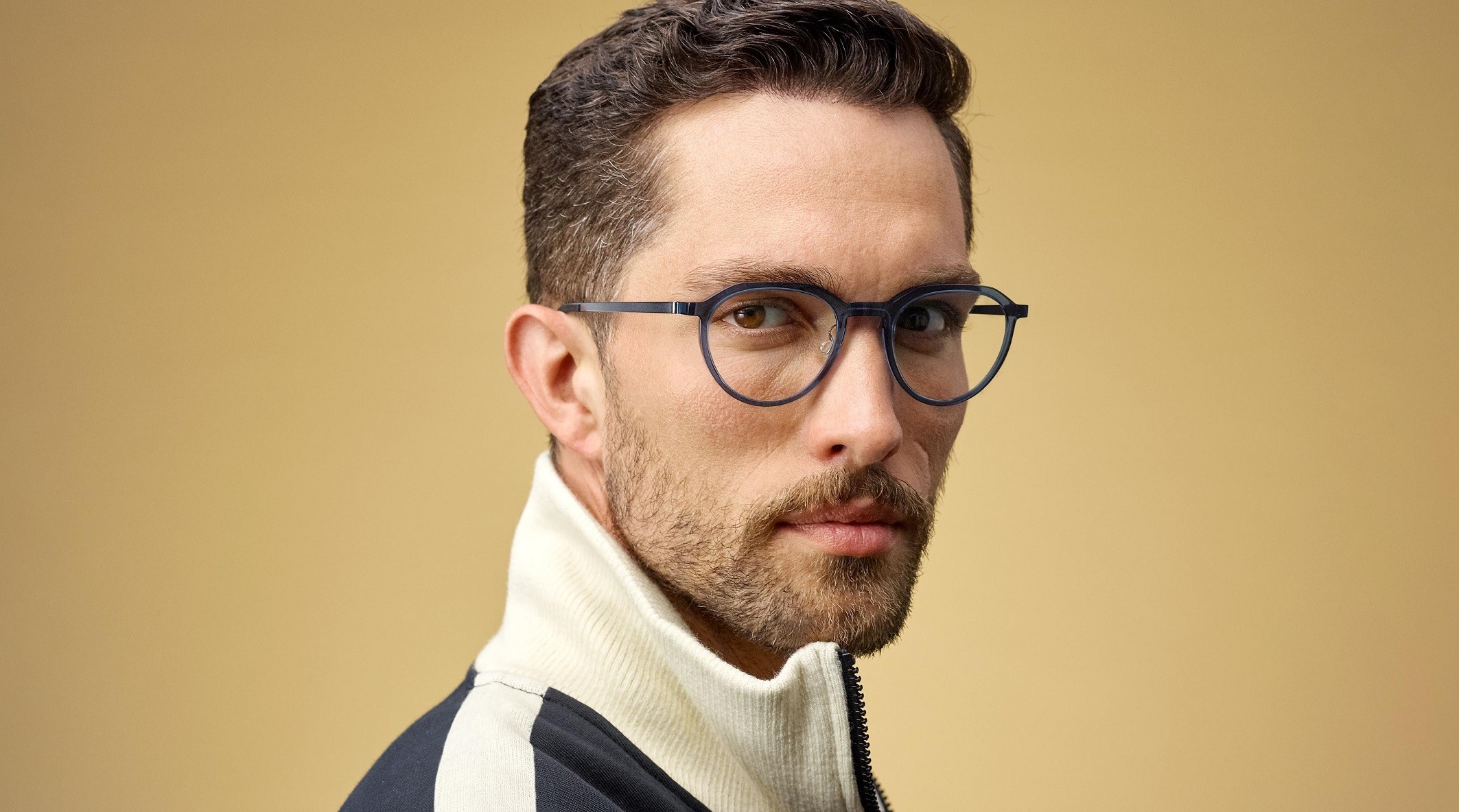 عینک طبی مردانه - زمان تعویض عینک