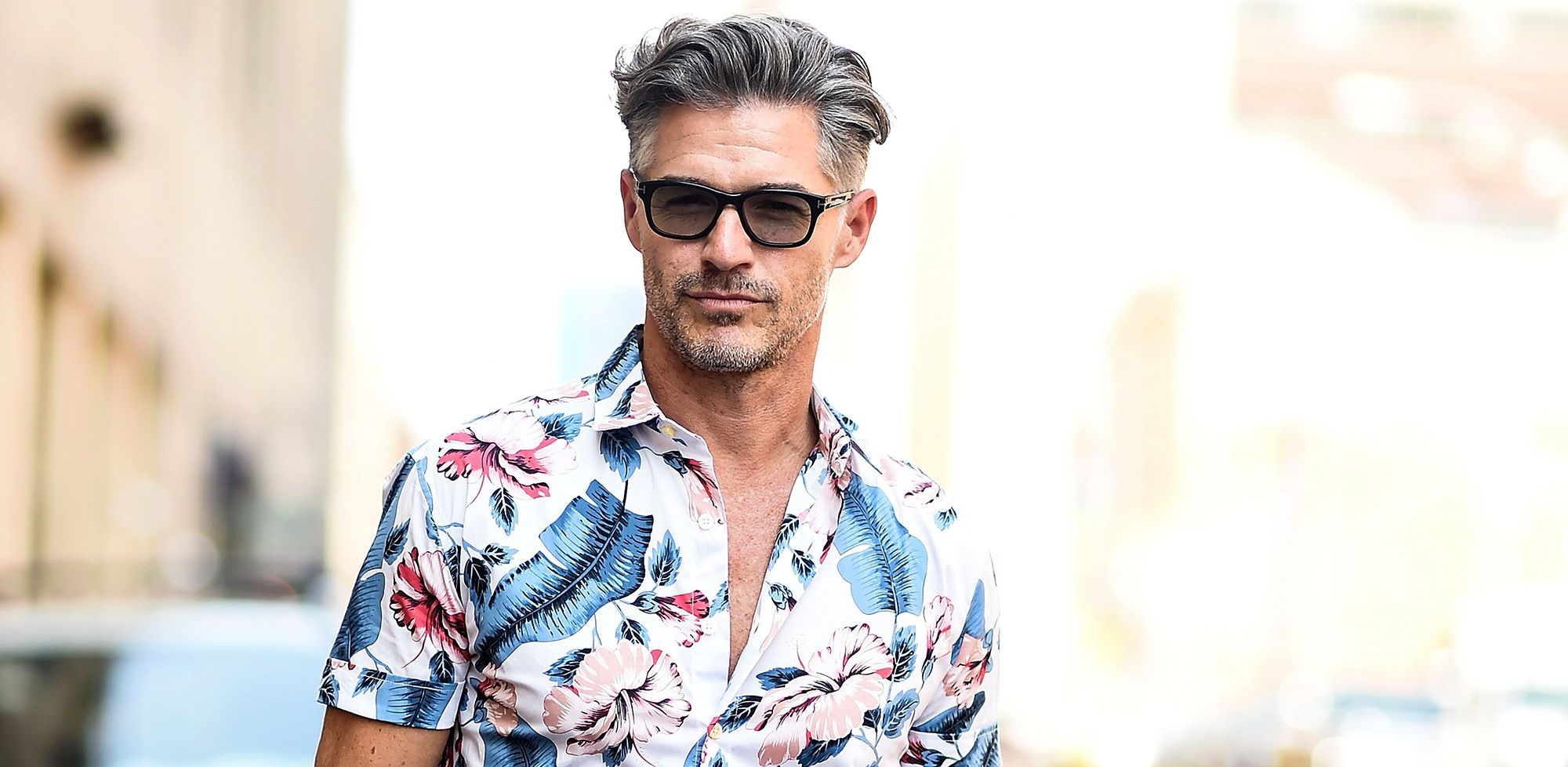 عدسی ترانزیشن چیست