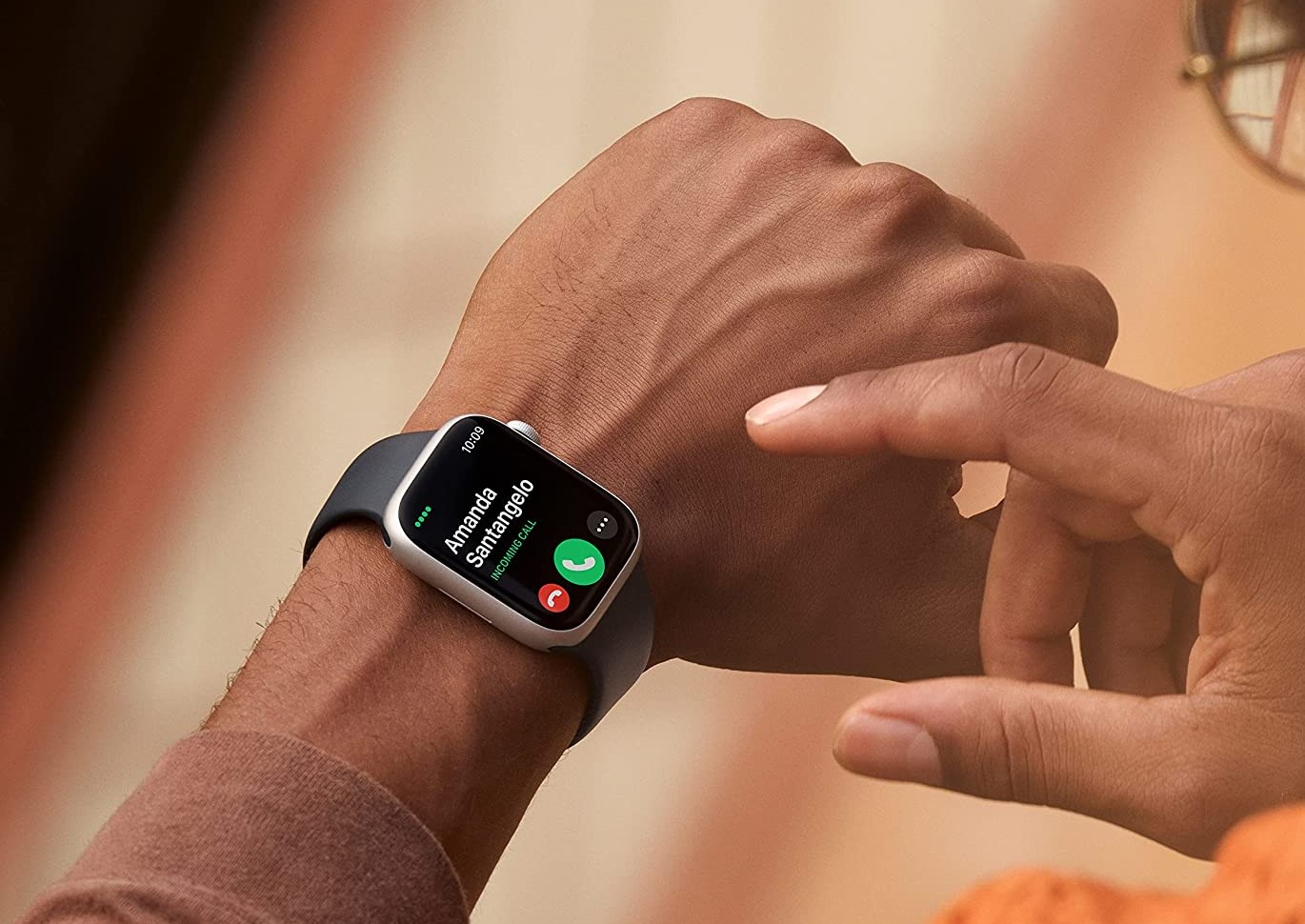 اپل واچ سری ۸ - ساعت هوشمند سیم کارت خور