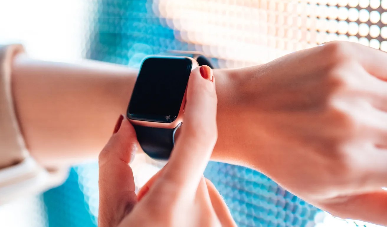 علت سیاه شدن صفحه ساعت هوشمند