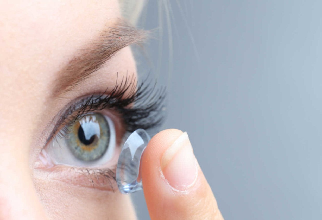 لنز رنگی - راهنمای خرید لنز طبی