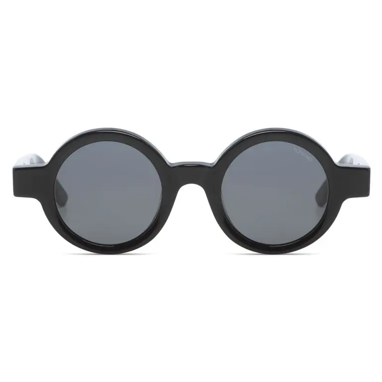 Adrian-Black-KOM-S7201-front-768x768